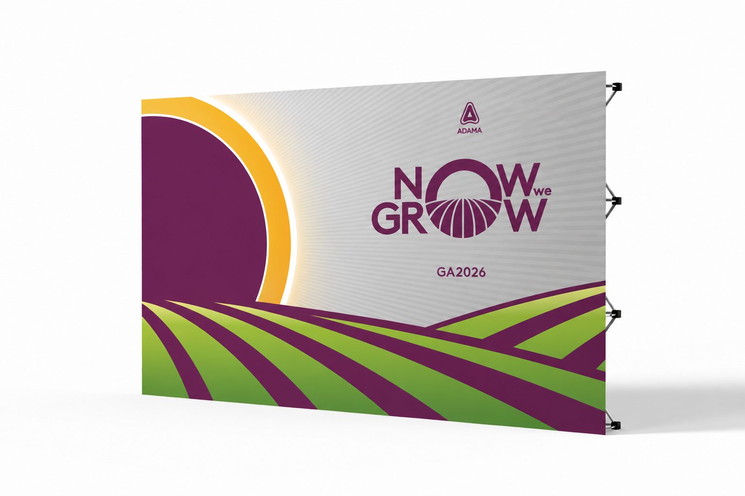 Now We Grow, Budapeste 2026: backdrop roxo, verde e laranja com o logotipo Now We Grow