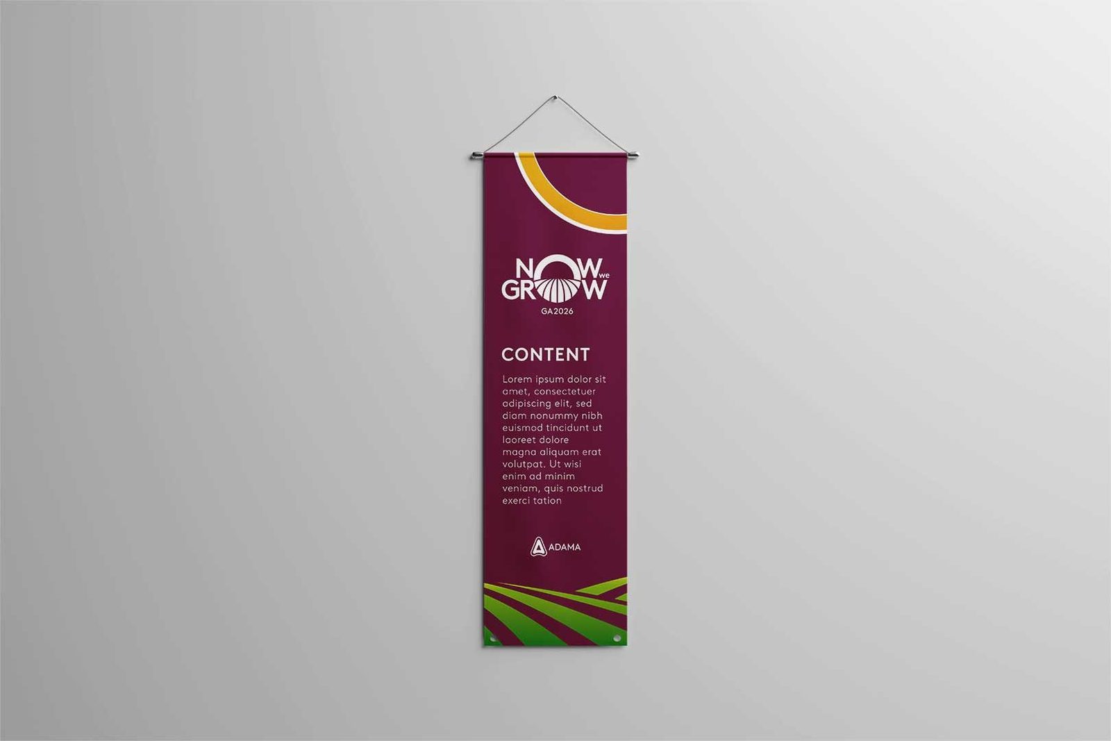 Now We Grow, Budapeste 2026: banner vertical pendurado com o logotipo e um bloco de texto
