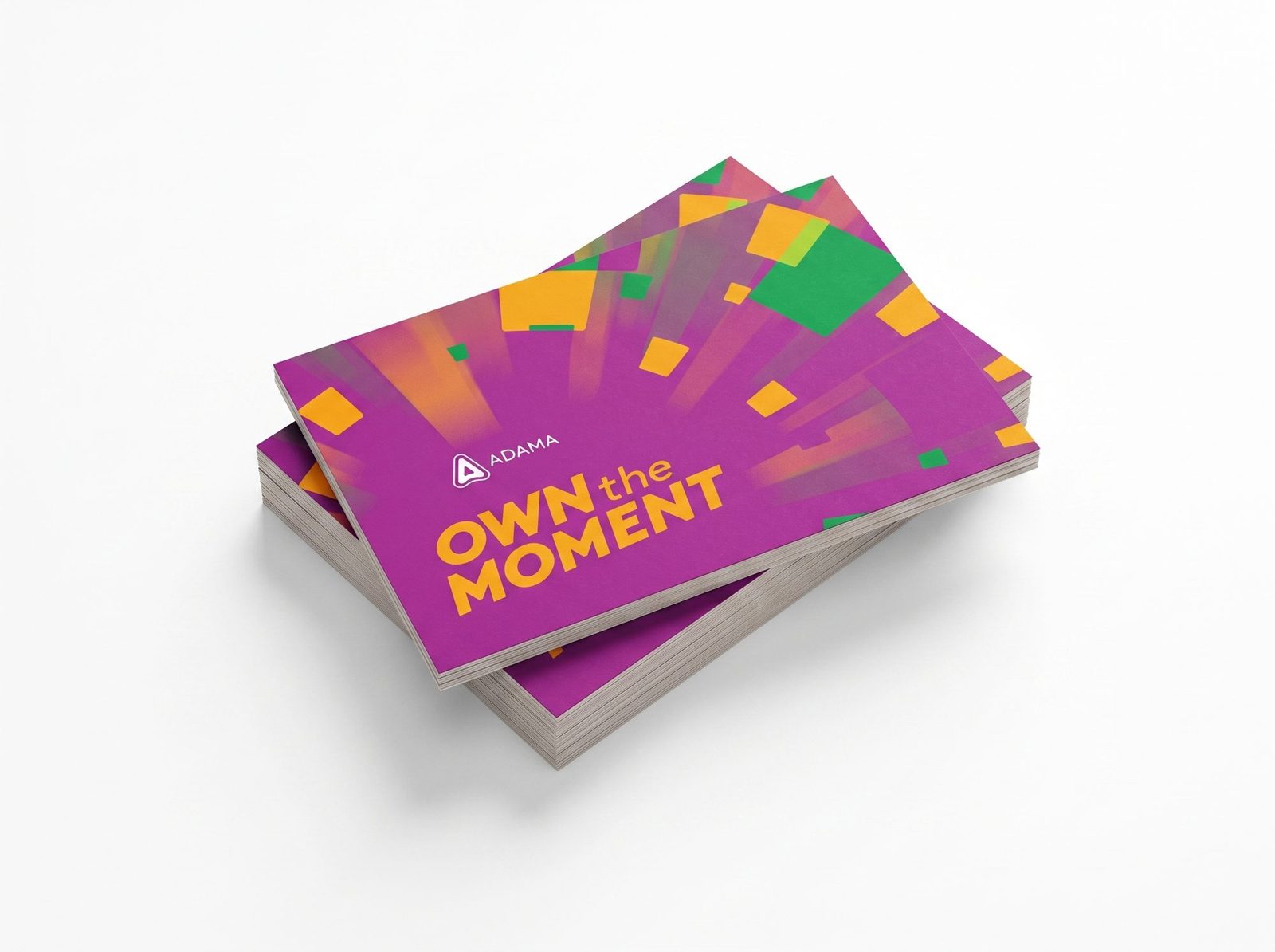 Own The Moment, Malta 2025: pilha de cartões com a identidade Own the Moment